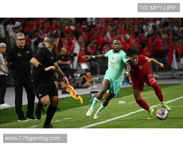 英格兰男足与中国男足的较量展现足球魅力与文化碰撞的精彩瞬间