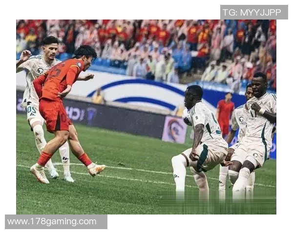 2月17日里尔对阵强敌全力争胜期待精彩比赛瞬间