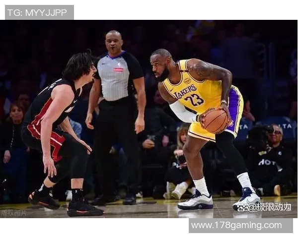 湖人对阵热火精彩直播中球迷们快来一起见证这场激烈对决